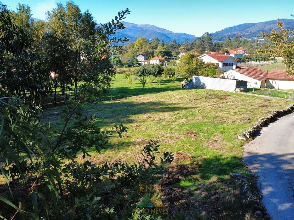 Terreno para Venda em Vilela, São Cosme e São Damião e Sá Foto 1