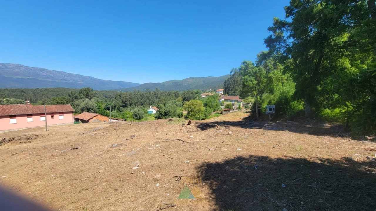 Terreno para Venda em Sa Foto 3