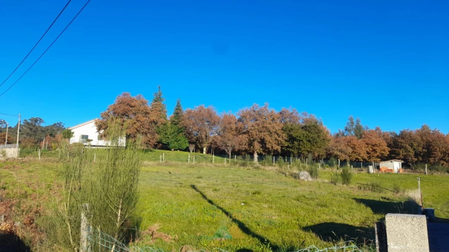 Terreno para Venda em Refoios do Lima