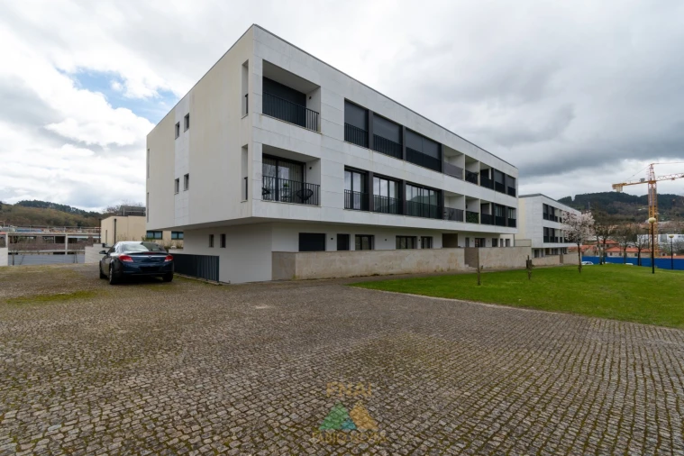 Apartamento T1 para Venda em Arcos de Valdevez (São Paio) e Giela Foto 10