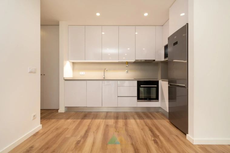 Apartamento T1 para Venda em Arcos de Valdevez (São Paio) e Giela Foto 3