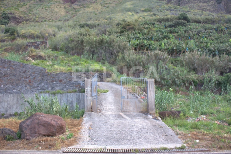 Terreno para Venda em Paul do Mar Foto 58