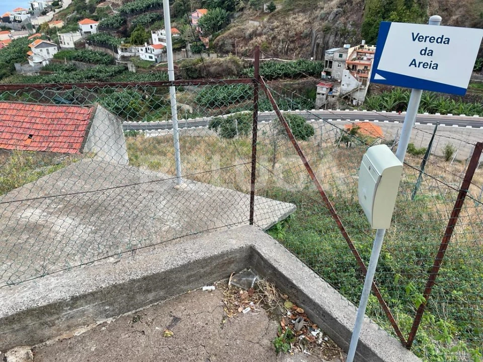 Terreno para Venda em Camara de Lobos Foto 22