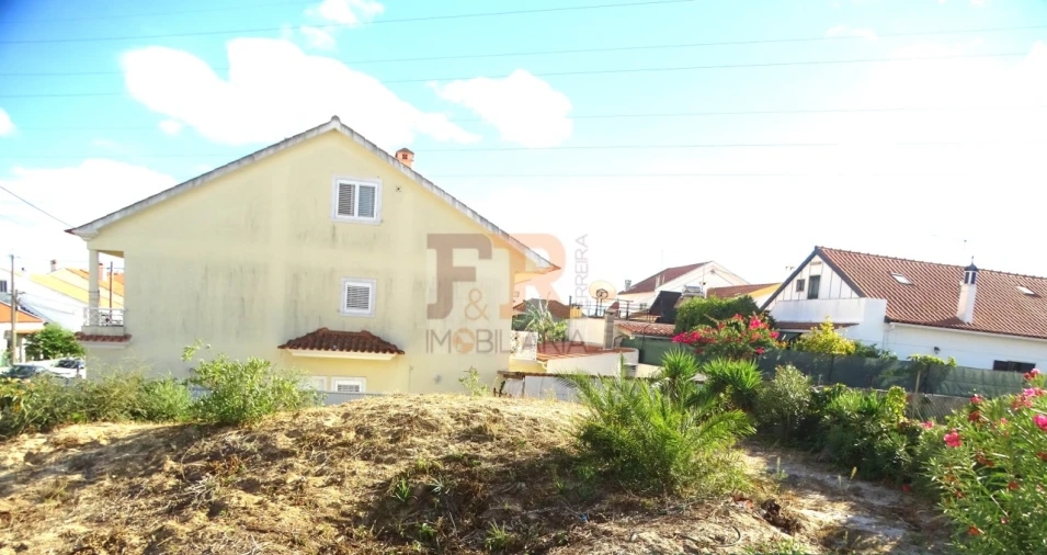 Terreno para Venda em Quinta do Conde Foto 2