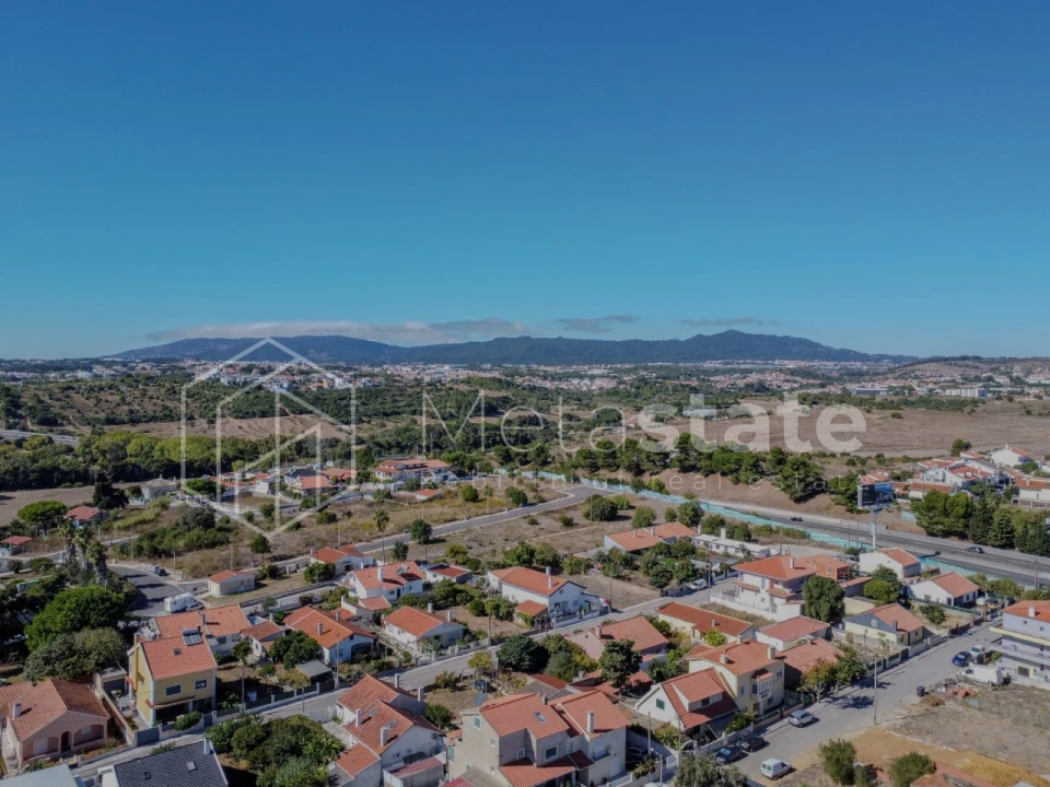 Terreno para Venda em São Domingos de Rana Foto 2