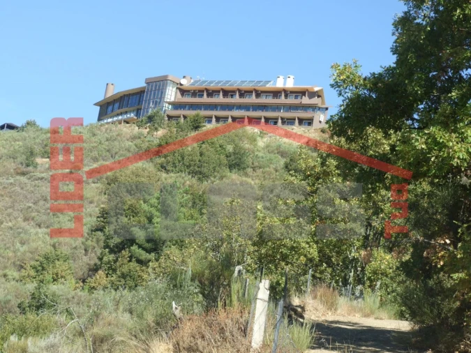 Terreno para Venda em Sambade Foto 2