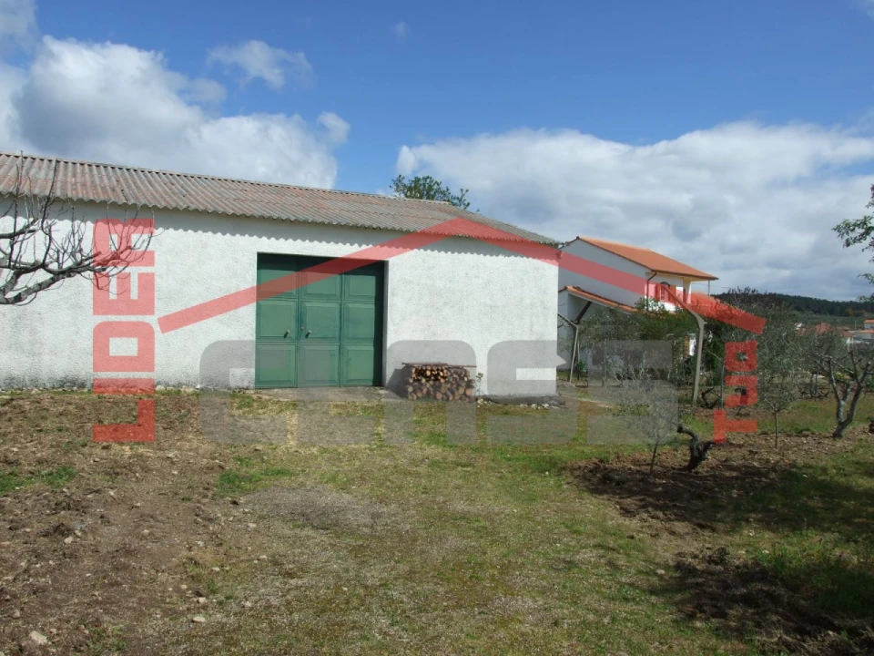 Moradia T4 para Venda em Bouça Foto 9