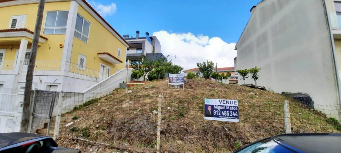 Terreno para Venda em Lourinhã e Atalaia Foto 6