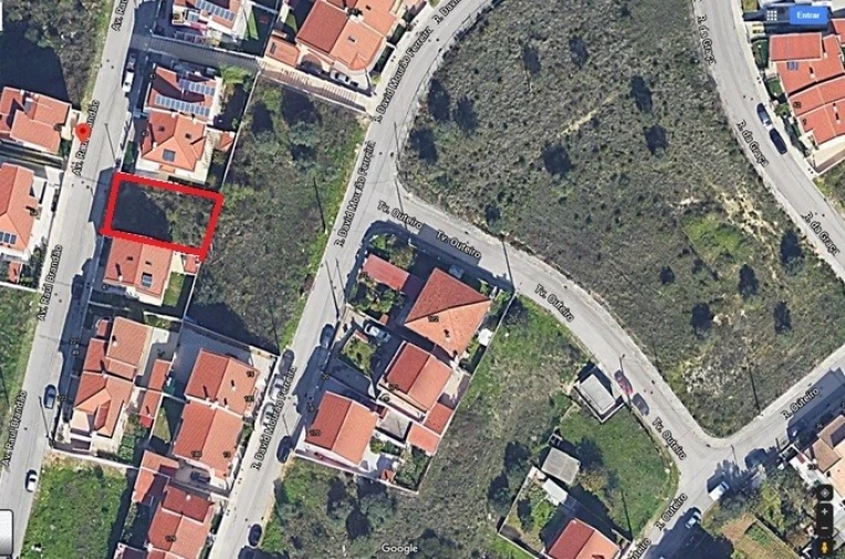 Terreno para Venda em Lourinhã e Atalaia Foto 1