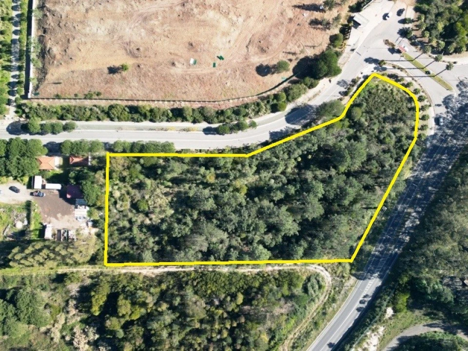 Terreno para Venda em Queluz e Belas Foto 3