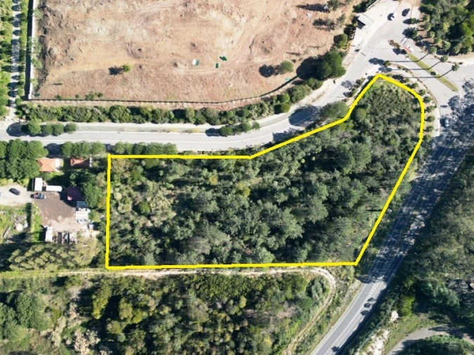 Terreno para Venda em Queluz e Belas Foto 3