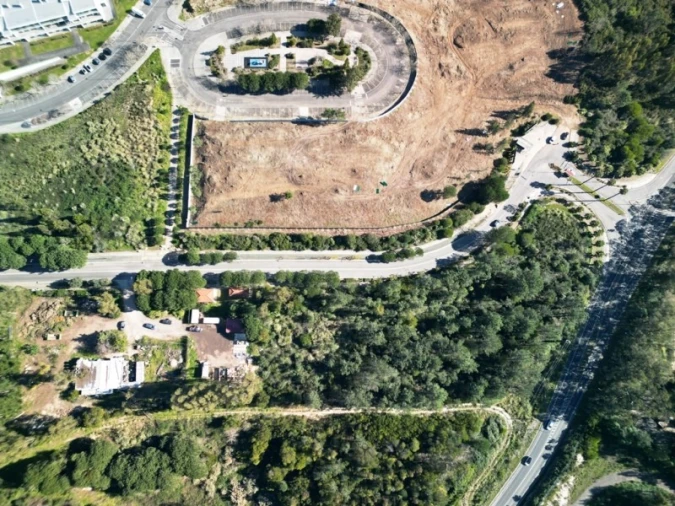 Terreno para Venda em Queluz e Belas Foto 24