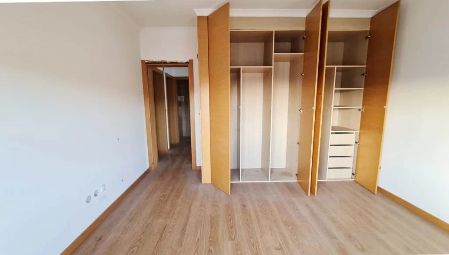 Terreno para Venda em Valado dos Frades Foto 58