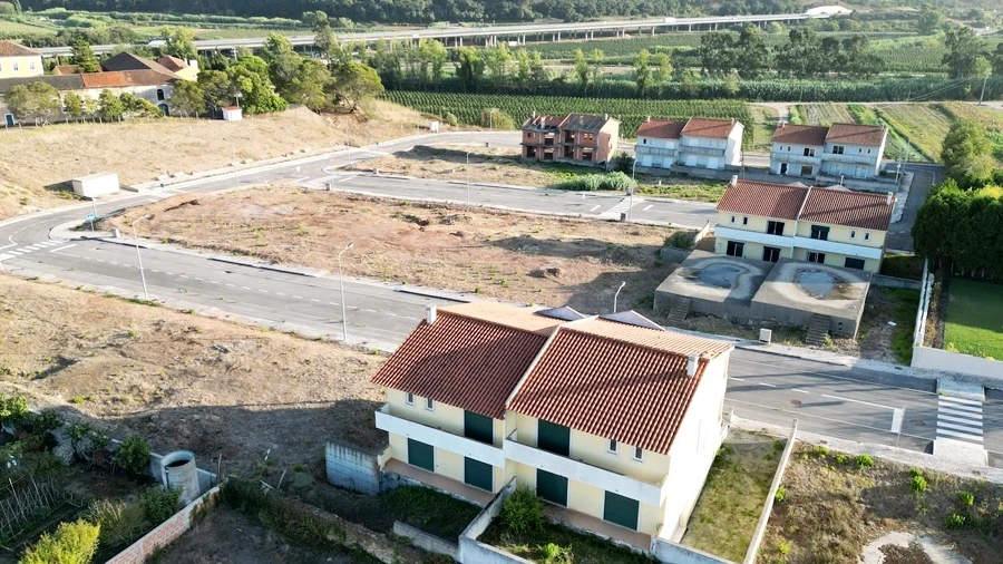 Terreno para Venda em Valado dos Frades
