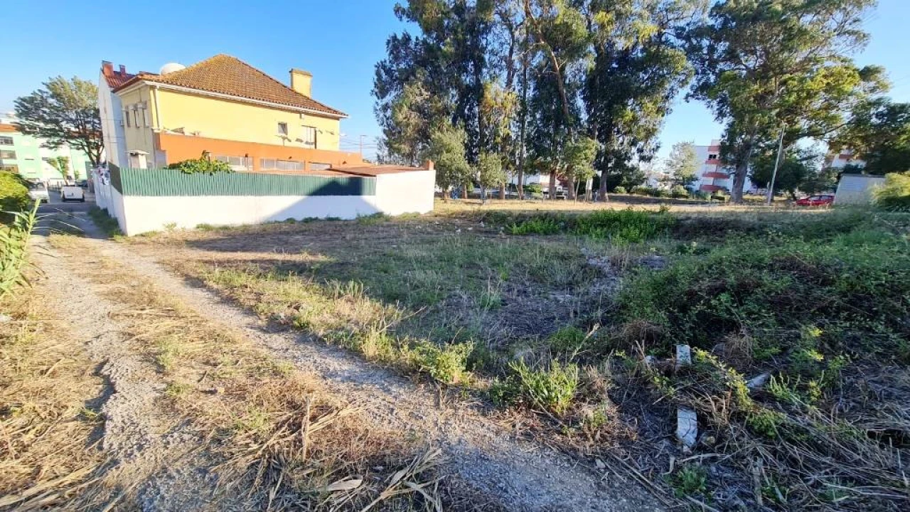 Terreno para Venda em Alverca do Ribatejo e Sobralinho Foto 17
