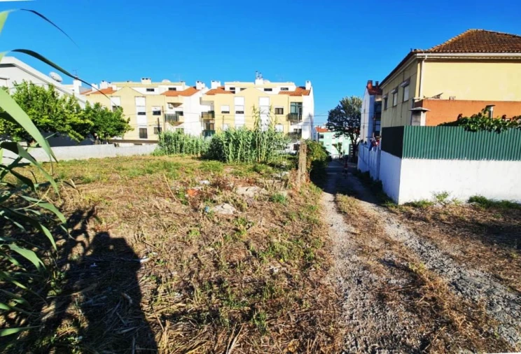 Terreno para Venda em Alverca do Ribatejo e Sobralinho Foto 18