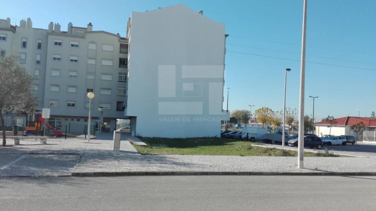 Terreno para Venda em Palhais e Coina Foto 2