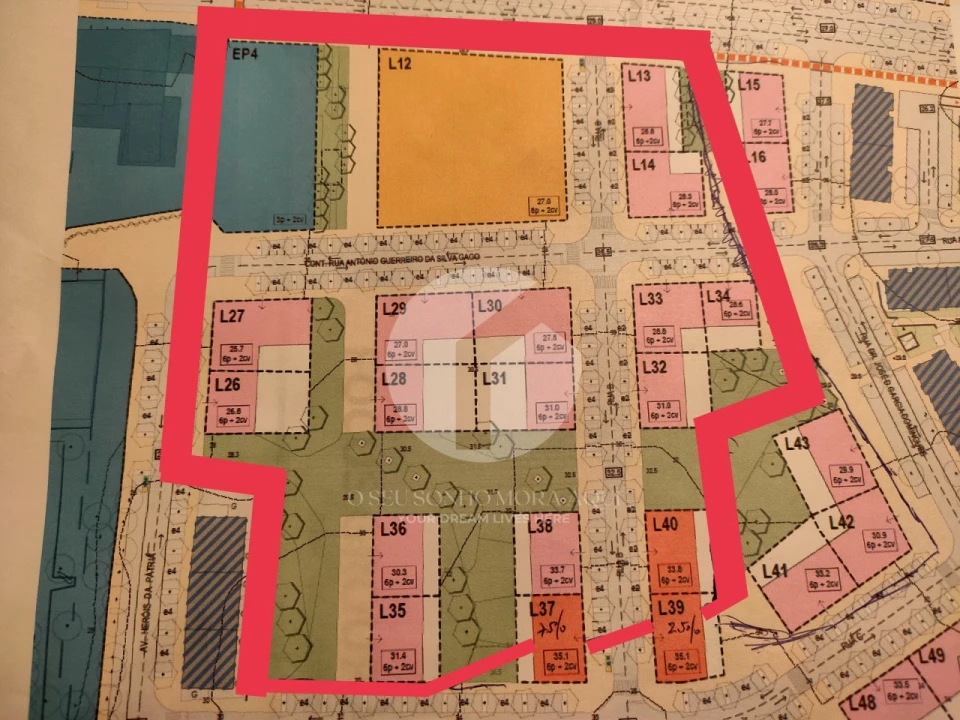 Terreno para Venda em Faro (Sé e São Pedro) Foto 4