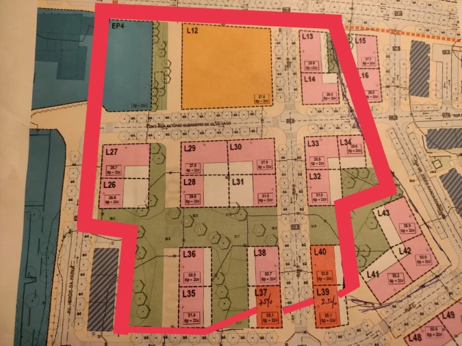 Terreno para Venda em Faro (Sé e São Pedro) Planta 1