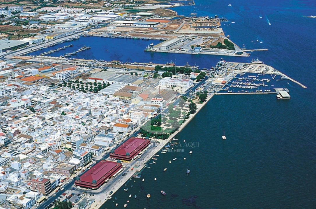 Terreno para Venda em Olhão Foto 10