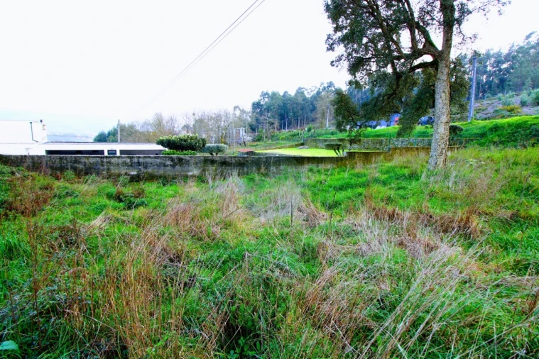 Terreno para Venda em Arcozelo Foto 5