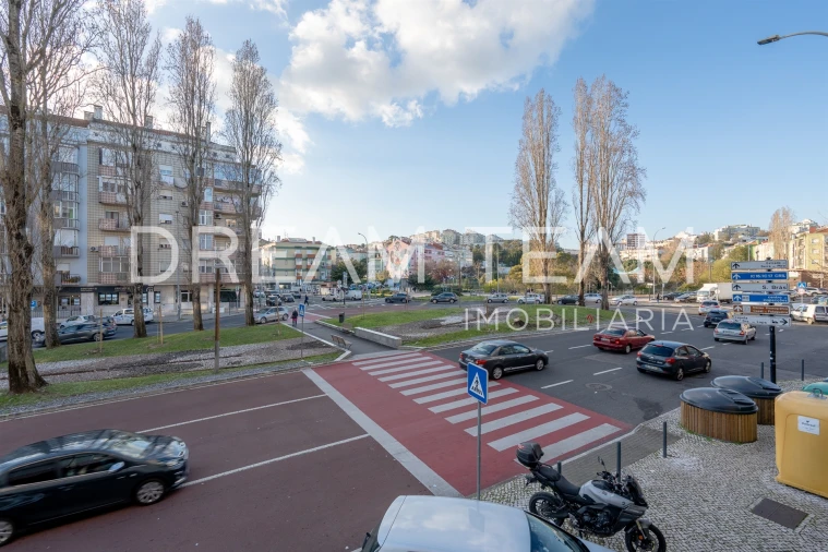 Apartamento T2 para Venda em Falagueira-Venda Nova Foto 18