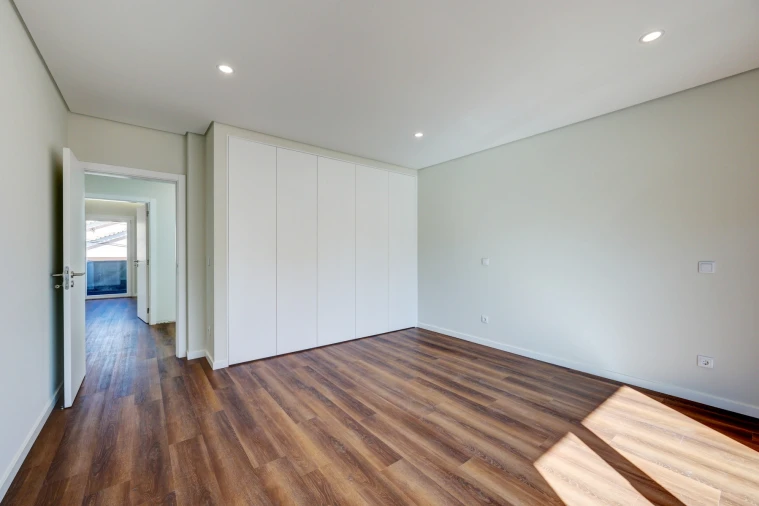 Moradia T4 para Venda em Pontinha e Famões Foto 25