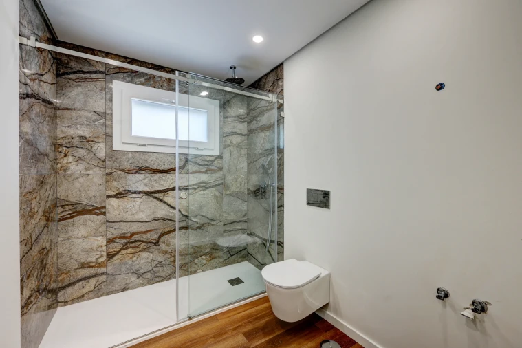 Moradia T4 para Venda em Pontinha e Famões Foto 8