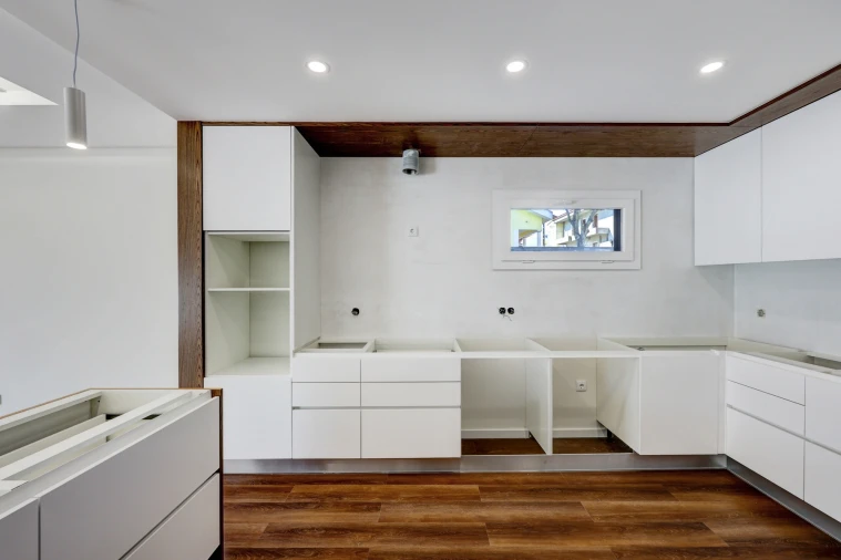 Moradia T4 para Venda em Pontinha e Famões Foto 17