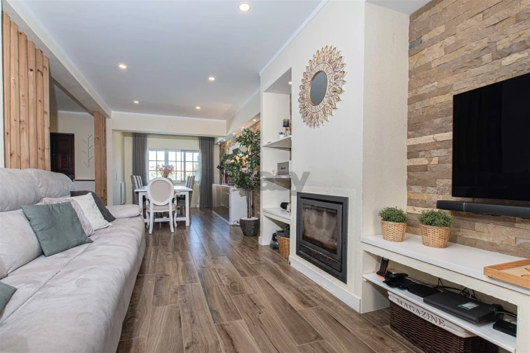 Moradia T3 para Venda em Sesimbra (Castelo) Foto 38