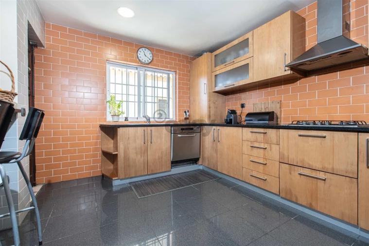 Moradia T3 para Venda em Sesimbra (Castelo) Foto 12