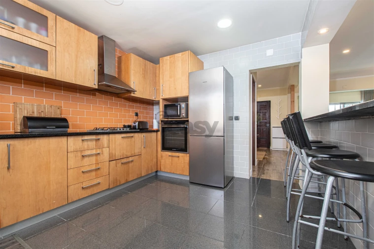 Moradia T3 para Venda em Sesimbra (Castelo) Foto 10