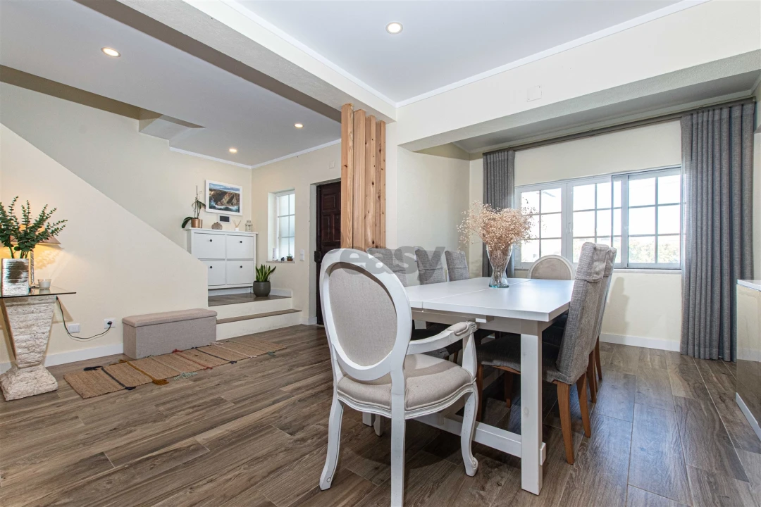 Moradia T3 para Venda em Sesimbra (Castelo) Foto 7