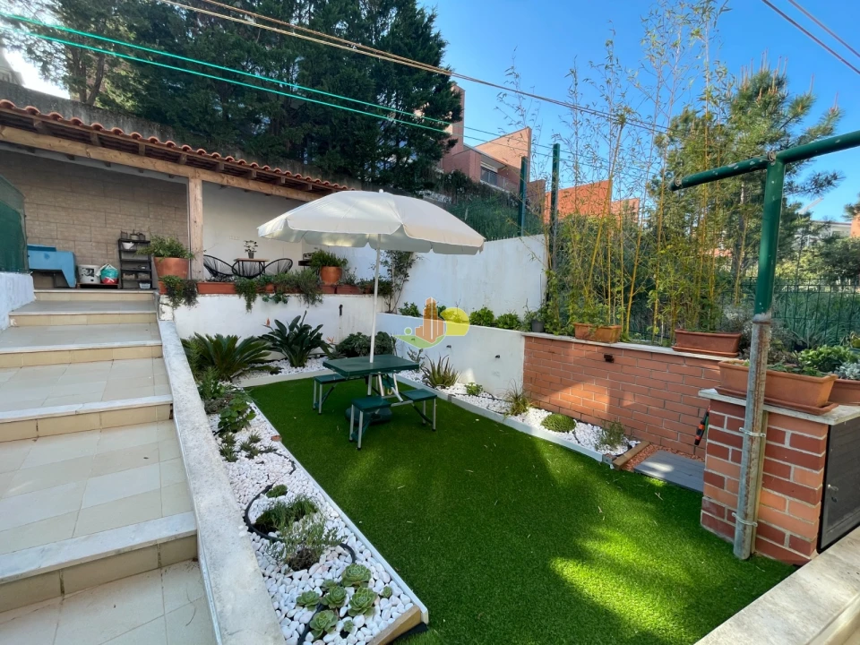 Moradia T6 para Venda em Tavarede Foto 15