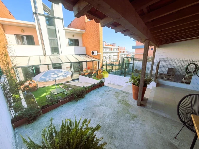 Moradia T6 para Venda em Tavarede Foto 2