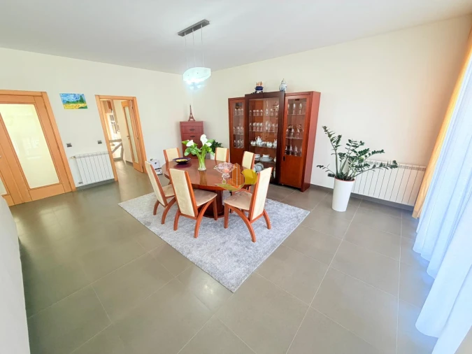 Moradia T6 para Venda em Tavarede Foto 19