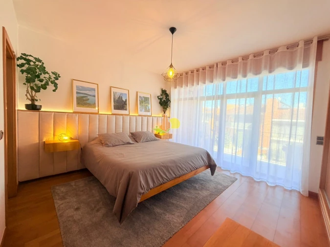 Moradia T6 para Venda em Tavarede Foto 40