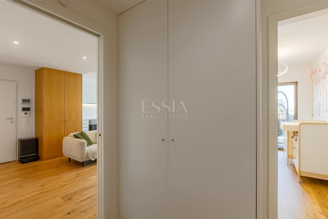 Apartamento T2 para Venda em Campanhã Foto 19