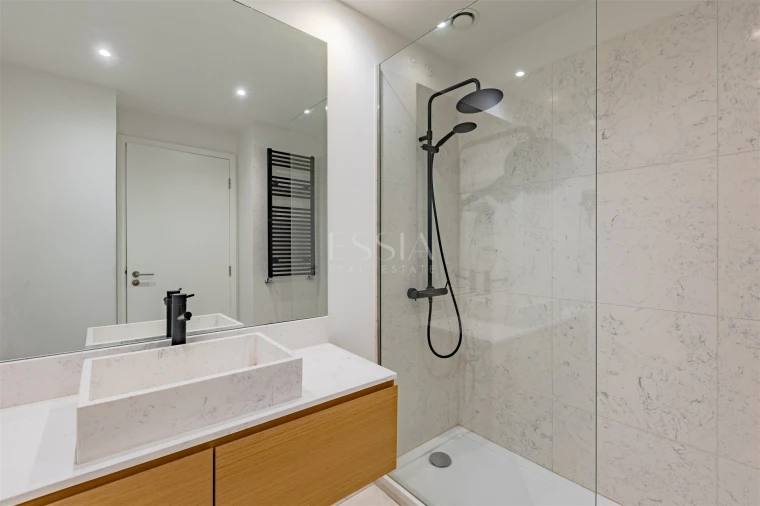 Apartamento T2 para Venda em Campanhã Foto 27