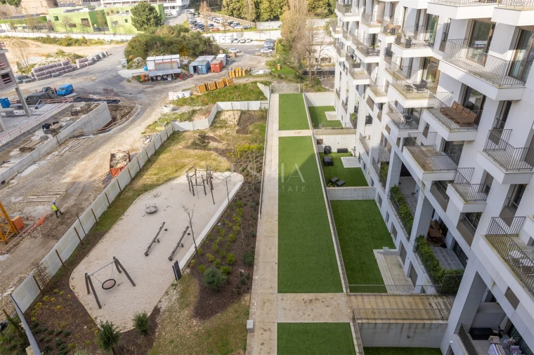 Apartamento T2 para Venda em Campanhã Foto 17