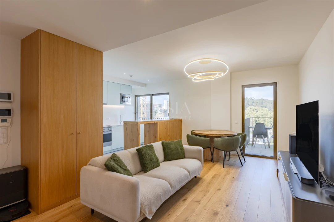 Apartamento T2 para Venda em Campanhã Foto 1