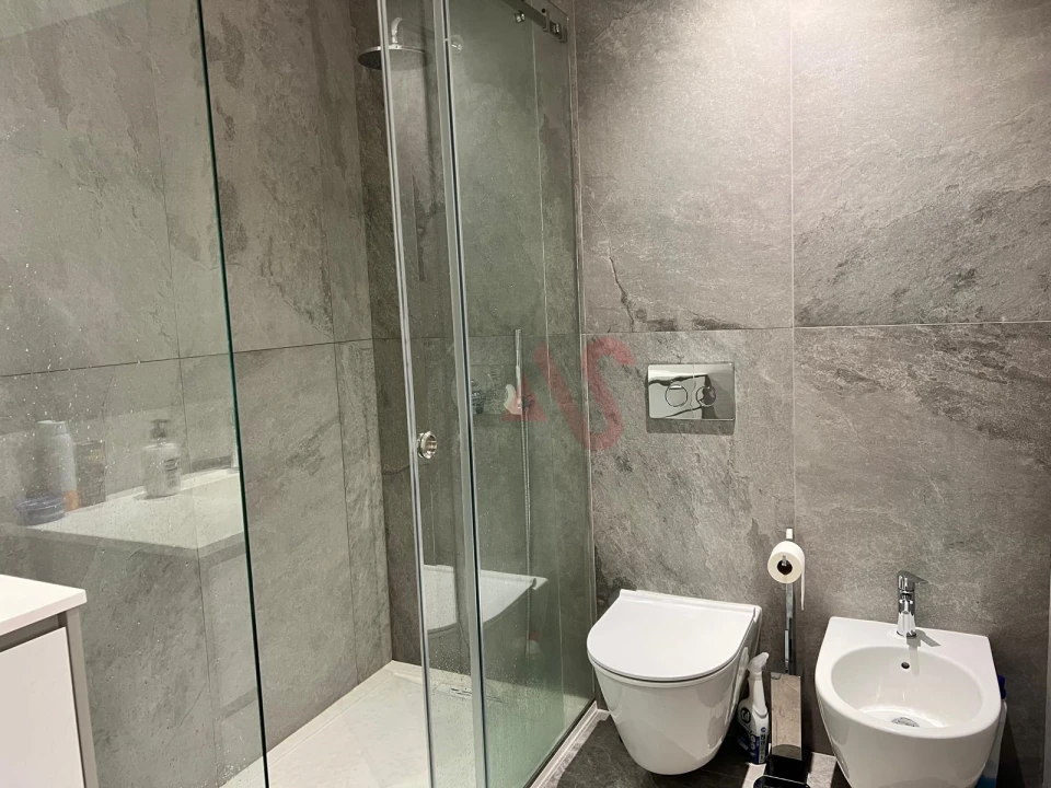 Apartamento T2 para Venda em Aldoar, Foz do Douro e Nevogilde Foto 13