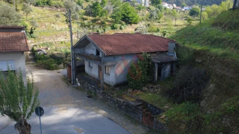 Moradia T3 para Venda em Sendim