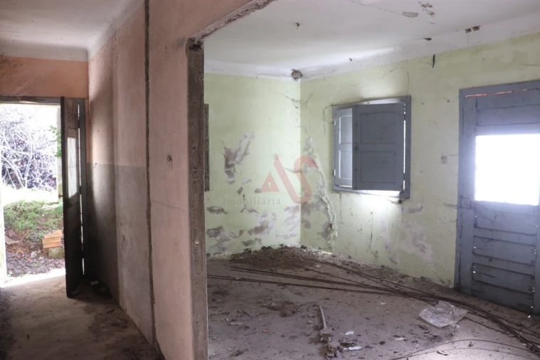 Moradia T3 para Venda em Sendim Foto 6