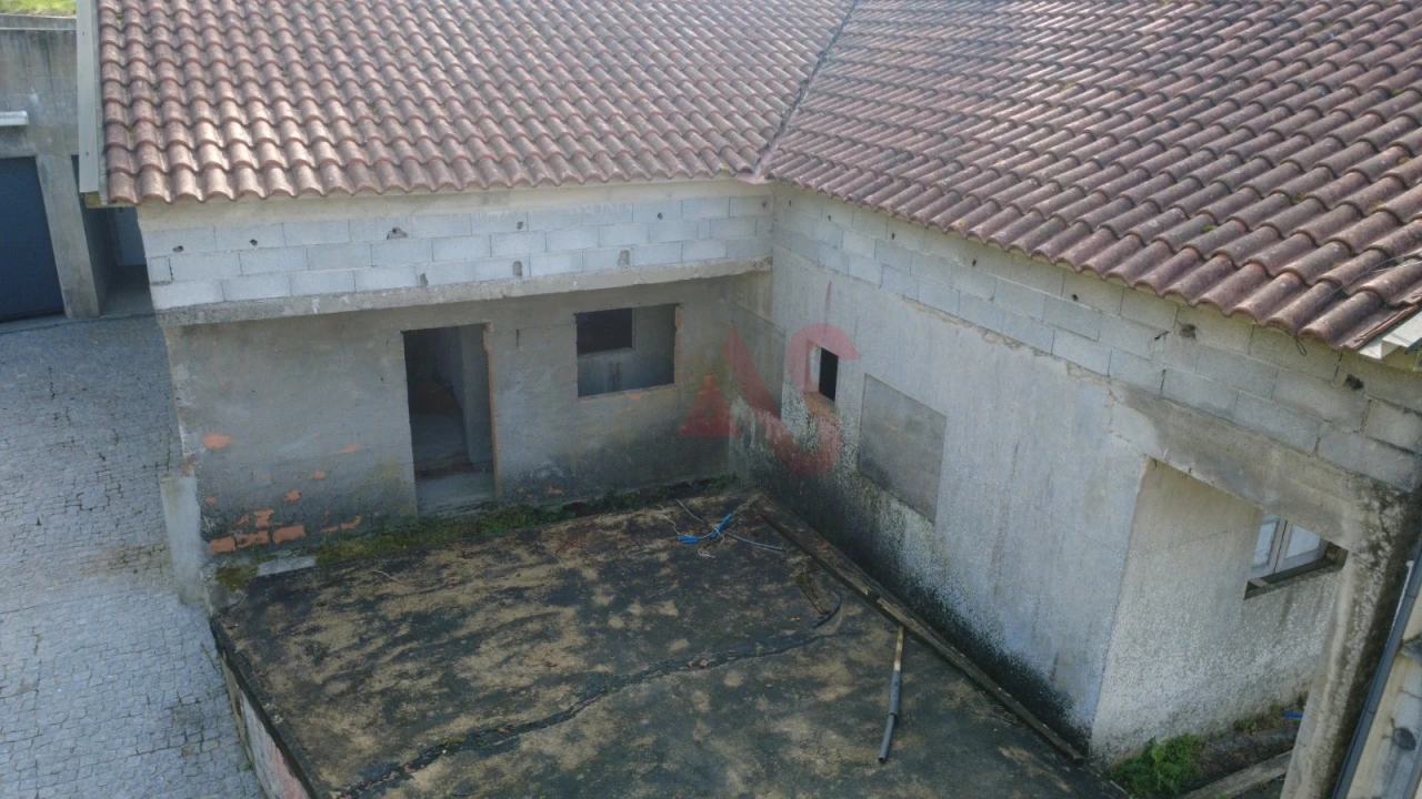 Moradia T3 para Venda em Sendim Foto 15