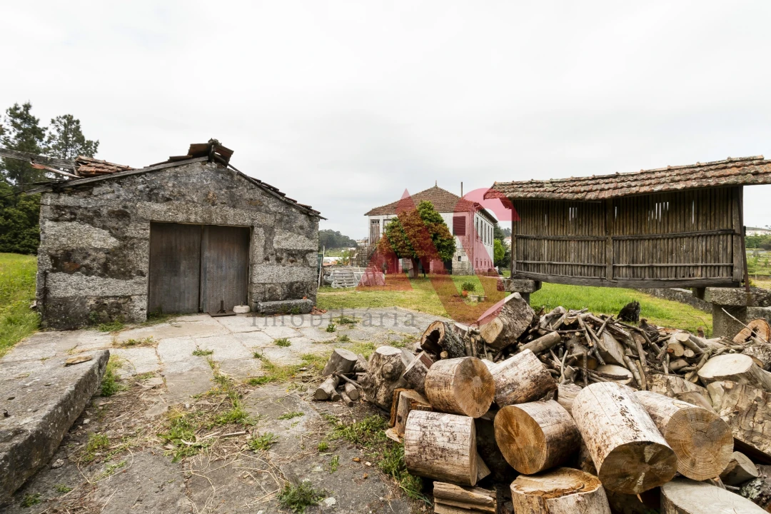 Quinta T4 para Venda em Pinheiro Foto 29