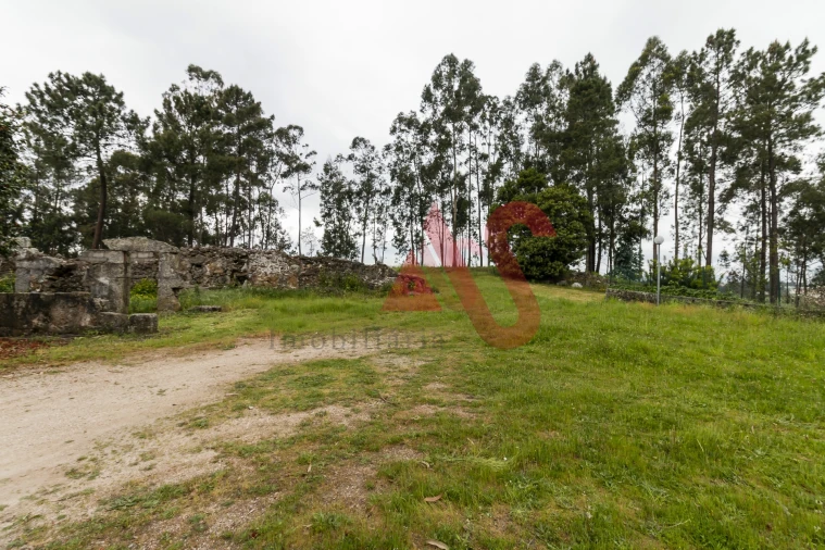 Quinta T4 para Venda em Pinheiro Foto 23