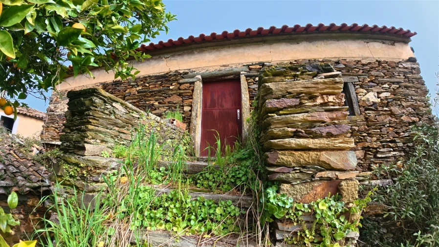 Moradia T2 para Venda em Sarzedas Foto 4