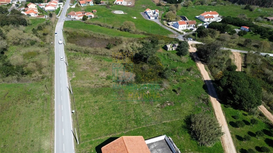 Moradia T2 para Venda em Caldas da Rainha - Santo Onofre e Serra do Bouro Foto 3