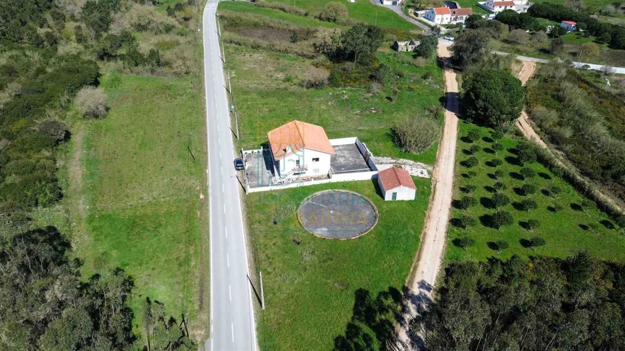 Moradia T2 para Venda em Caldas da Rainha - Santo Onofre e Serra do Bouro Foto 11